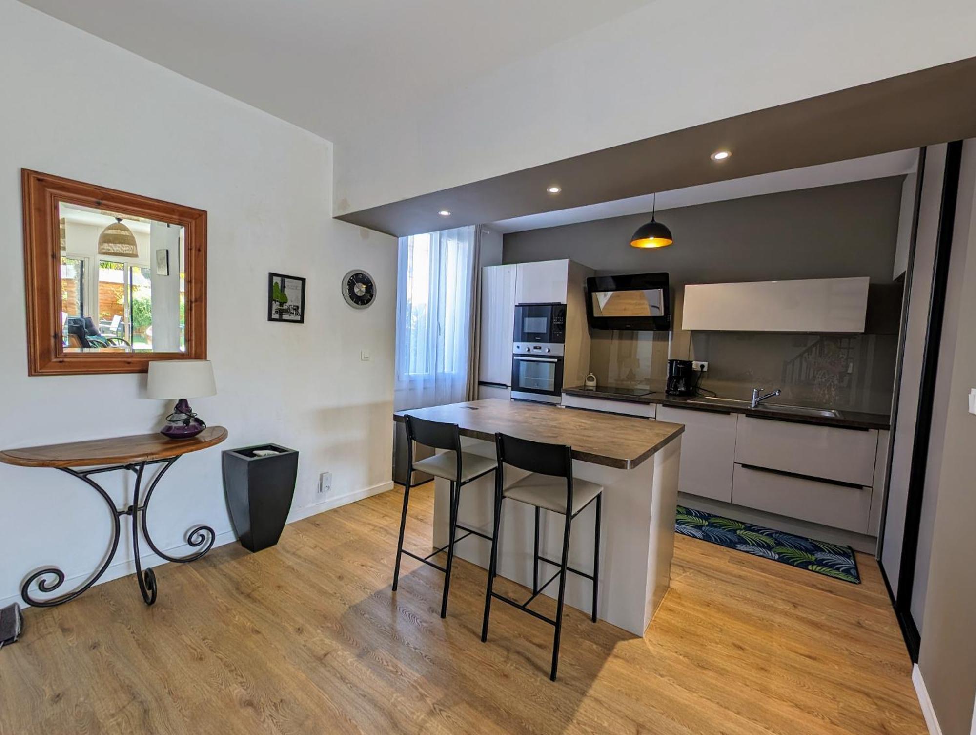 Maison Spacieuse Avec Jardin Proche Plage & Centre Pornic Esterno foto